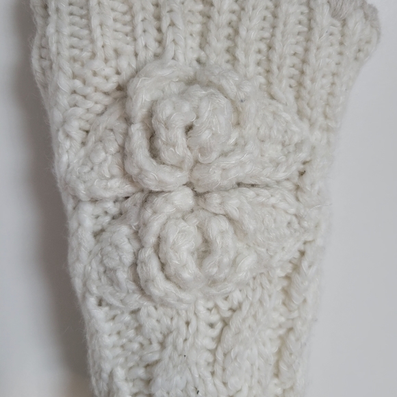 ✨️3 For $30✨️NWOT Lemon Reading Socks (OS - M/L) - Picture 8 of 10